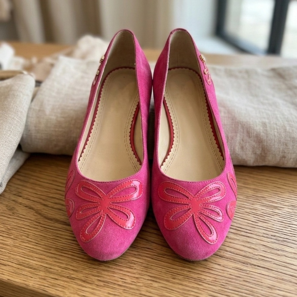 Women's Pink Suede Ballet Flats with Decorative Applique